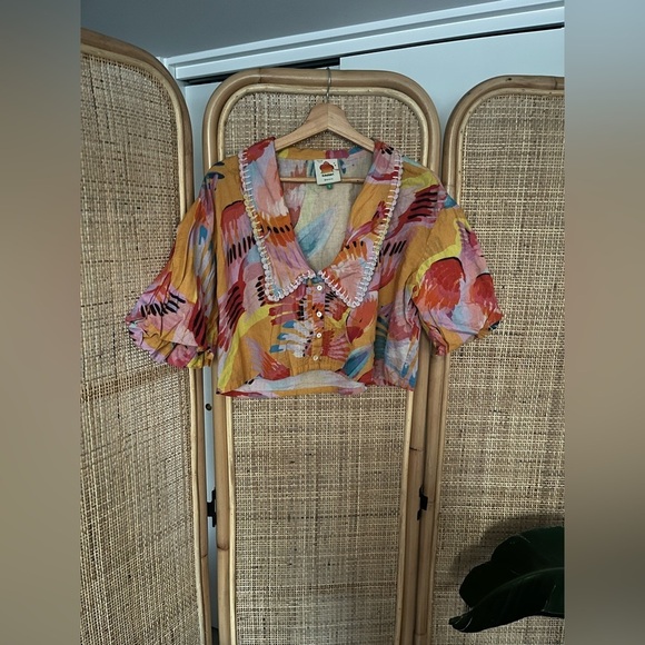FARM Rio Neon Macaws Buttoned Blouse - Picture 8 of 15